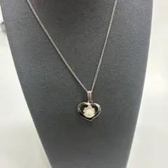 銀色 ハート型パールネックレス 一点