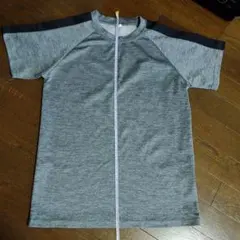 スポーツシャツ　グレー ラグランスリーブ Tシャツ