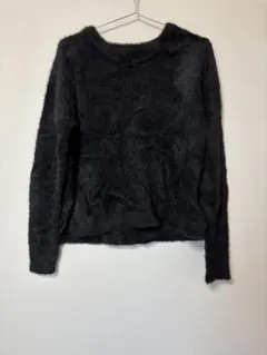 新品willfully 黒 フワフワ 長袖セーターのサムネイル