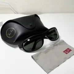 Ray-Ban レイバン サングラス ブラック クロスとケース付きのサムネイル