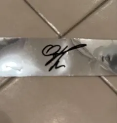 zb1 ユジン　銀テープ