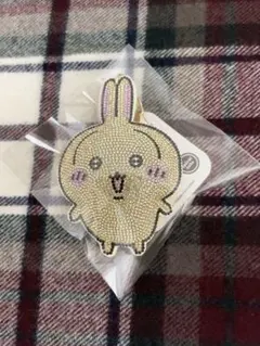 ちいかわ　キラキラ　ラインストーンキーホルダー2 うさぎ