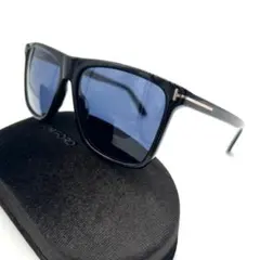 極美品　TOM FORD　TF876-D　ブルーレンズ　ブラックフレーム トムフォード(TOMFORD) TF0876-D 01B｜トムフォードサングラス・メガネ