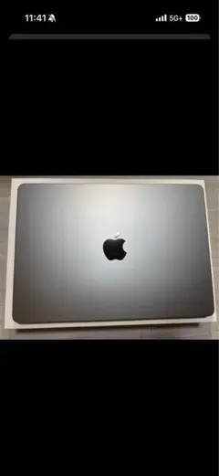 MacBook Air M2 13インチ　スペースグレイ