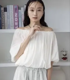【美品】JEANASIS ２wayバルーンブラウス ホワイトのサムネイル