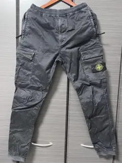 STONE ISLAND ジョガーカーゴパンツ ブラック W31 正規品 - メルカリ