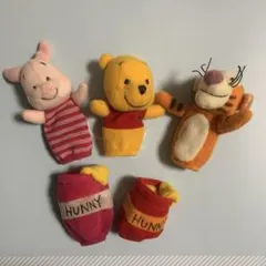 ディズニー　クマのプーさん指人形