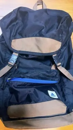 adidasリュック
