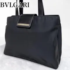 BVLGARI ロゴプレート フラップ トートバッグ 肩がけ ロゴ刻印のサムネイル