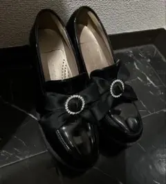 ROJITA ビジューリボン ローファー ブラック LLのサムネイル