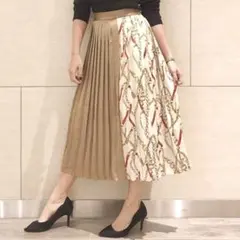 ♡Roomy's♡鎖模様　裏地付きプリーツスカート ベージュ ホワイトのサムネイル
