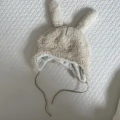ウサギ耳付きフリースベビー帽子