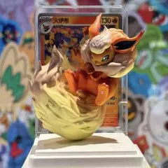 海外限定　正規品　ポケモンカード　 ブースターカードフィギュア
