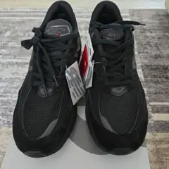 new balance　ニューバランス　990V6　トリプルブラック