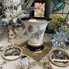 Item thumbnail for item ef0ae5b6-e6a7-449d-bc4b-944fd607f81e