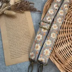 252.インド刺繍ショルダーストラップ　スマホショルダー