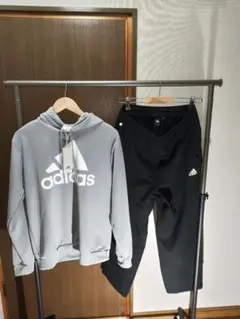 adidas グレー フード付きトレーナー L + 黒 ジョガーパンツL