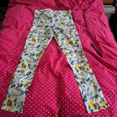 Item thumbnail for item 1d07addb-9fe6-4e51-b36e-8bed691e8d3a