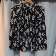 しまむら購入フリル付き花柄長袖シャツブラウス美品L