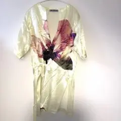 ISSEY MIYAKE ピオニーブラウスのサムネイル
