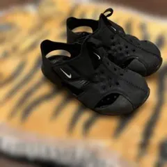 NIKE サンダル ブラック　15㎝のサムネイル