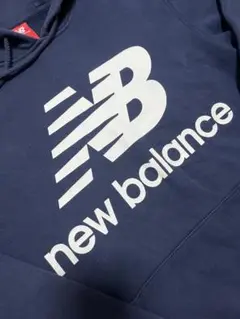 【最終値下げ】new balance ネイビー パーカー S