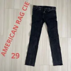 AMERICAN RAG CIE（アメリカンラグシー）スリムデニムジーンズ黒のサムネイル