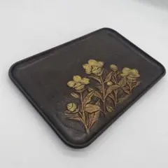 【お値下】軽井沢彫　桜彫り　銘々皿　菓子皿　角皿　木製トレイ　コースター　２枚 お値下】軽井沢彫 桜彫り 銘々皿 菓子皿 角皿 トレイ コースター 漆器