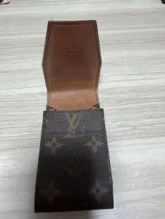 モノグラムラインシガレットケース「エテュイ・シガレット（M63024）」