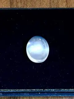 大きめの完全未処理スリランカ産ムーンストーン5.80ct11.4×9.7mm