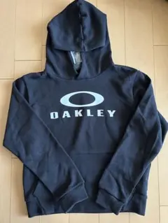 Oakley フード付きパーカー 黒
