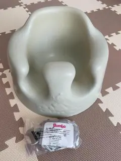 【美品】Bumbo バンボ ベビーソファ サンドベージュ ベルト付きのサムネイル