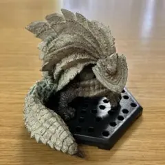 アカムトルム　ウカムルバス　ぬいぐるみセット 2025年最新】ウカムルバス フィギュアの人気アイテム - メルカリ