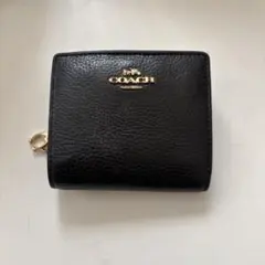 coachコーチ二つ折財布のサムネイル