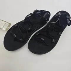 テバ Teva ボヤインフィニティ ブラック サンダル 23㌢未使用品のサムネイル