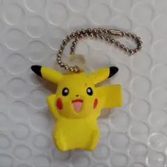 ピカチュウ　キーホルダー