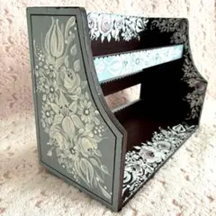 Item thumbnail for item 48e5e5ae-5345-4836-b71e-3163821bf0a8