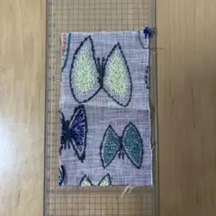 ミナペルホネン　sky flower はぎれ①