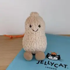 Jellycat ジェリーキャット　ピーナッツぬいぐるみ 正規品のサムネイル