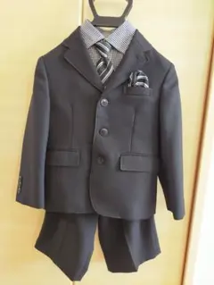 ☆美品☆Ready Freddy☆　フォーマルスーツ　110センチ