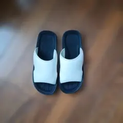 Item thumbnail for item ab0a3dd2-5bb5-4121-bf32-4302e32e2cff