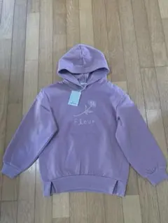 タグ付き、新品。ペアマノン☆軽量裏起毛パーカー。