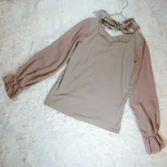美品 INGNI (M) ニットブラウス リボン 袖切替 バルーン袖 ブラウンのサムネイル
