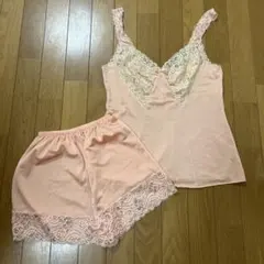 ワコール　レース付きキャミ上下