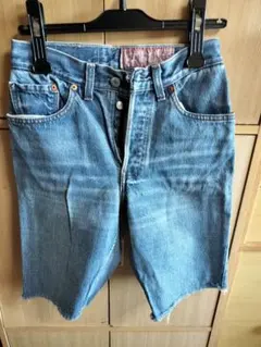 Levi's ライトブルー ショートパンツ