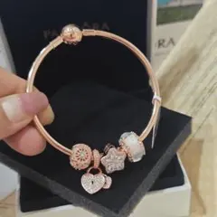 試着美品】PANDORA ローズゴールド 7連チャームブレスレット 18cm