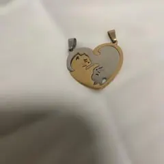 猫モチーフ ハート型チャーム