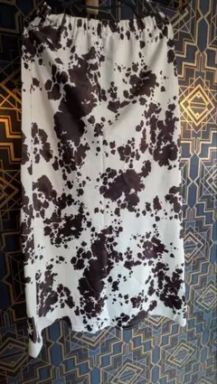 LOWRYS FARM　ストレッチサテンスカート