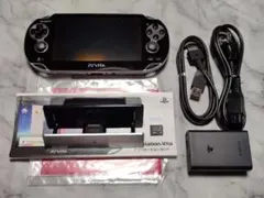 PS VITA PCH-1100 メモリーカード4GBとクレードル付属