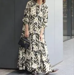 ★美品★ アパルトモン　フラワーマダムドレス　マキシワンピース　ロング　花柄 ☆美品☆ アパルトモン フラワーマダムドレス マキシワンピース ロング